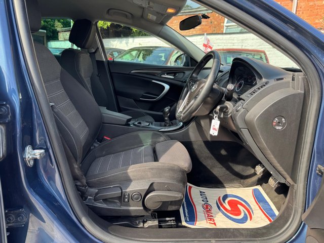 View our VAUXHALL INSIGNIA