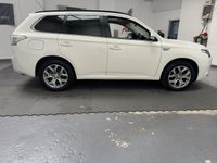 USED 2014 64 MITSUBISHI OUTLANDER 2.0h 12kWh GX4h SUV 5dr Petrol Plug-in Hybrid CVT 4WD Euro 5 (s/s) (200 ps) 12 MONTH MOT  &   12 WARRANTY