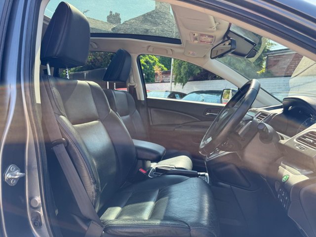 View our HONDA CR-V