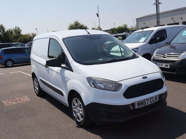 View our FORD TRANSIT COURIER