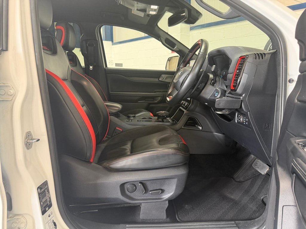 USED 2023 23 FORD RANGER 2.0 EcoBlue Raptor Auto 4WD Euro 6 (s/s) 4dr ELECTRIC ROLLER SHUTTER|FSH