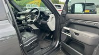 USED 2021 71 LAND ROVER DEFENDER 110 2.0 P400e 15.4kWh X-Dynamic SE SUV 5dr Petrol Plug-in Hybrid Auto 4WD Euro 6 (s/s) (404 ps) Light bar, 22 Inch Alloys, Clearsight Rear View camera