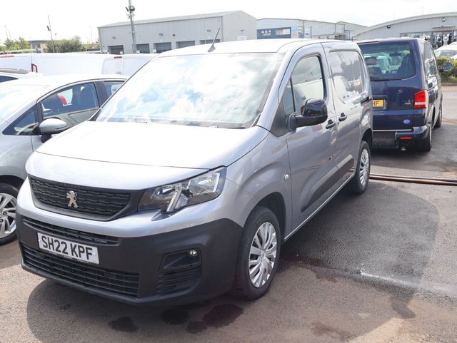 View our PEUGEOT PARTNER