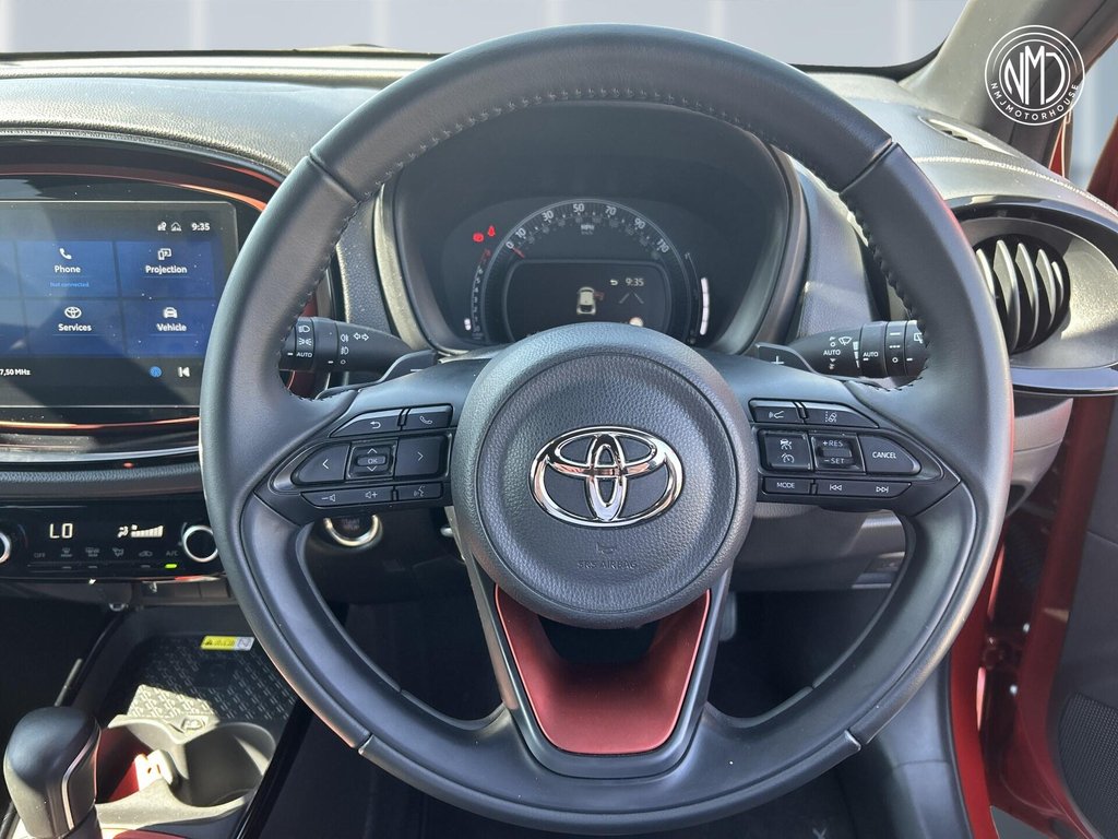 USED 2022 22 TOYOTA AYGO X 1.0 VVT-i Exclusive x-shift Euro 6 (s/s) 5dr 9.9%APR FMDSH LOW MILEAGE