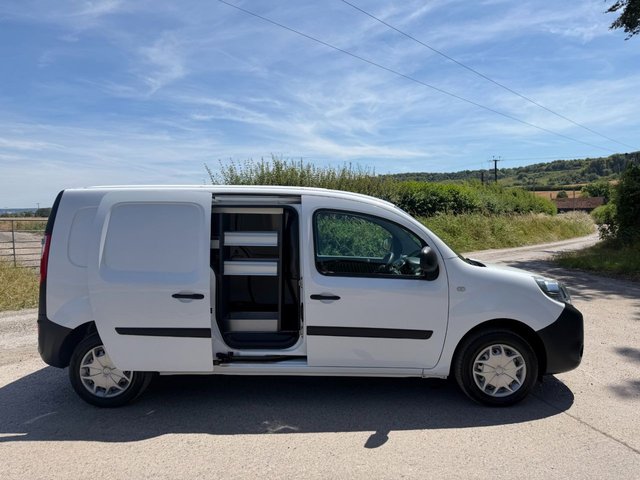 View our RENAULT KANGOO MAXI