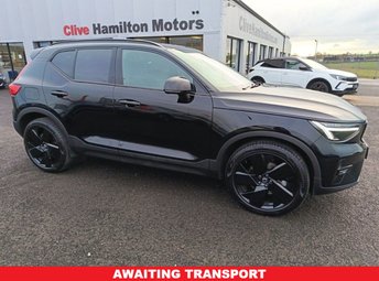 2026 VOLVO XC40