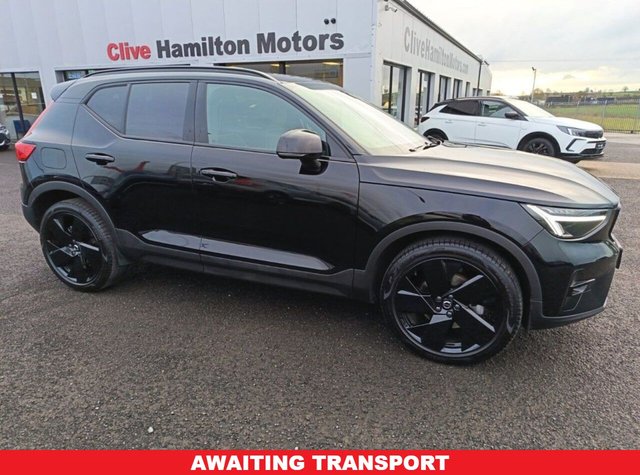 View our VOLVO XC40