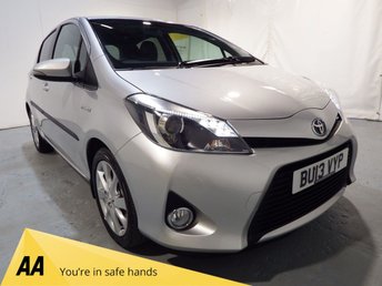 2013 TOYOTA YARIS 1.5 VVT-h T Spirit Hatchback 5dr Petrol Hybrid CVT Euro 5 (101 ps) £9500.00