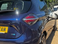 USED 2021 71 RENAULT ZOE R135 EV50 52kWh Riviera Hatchback 5dr Electric Auto (Rapid Charge) (134 bhp) Low Miles * Lovely Condition * Rapid Charge