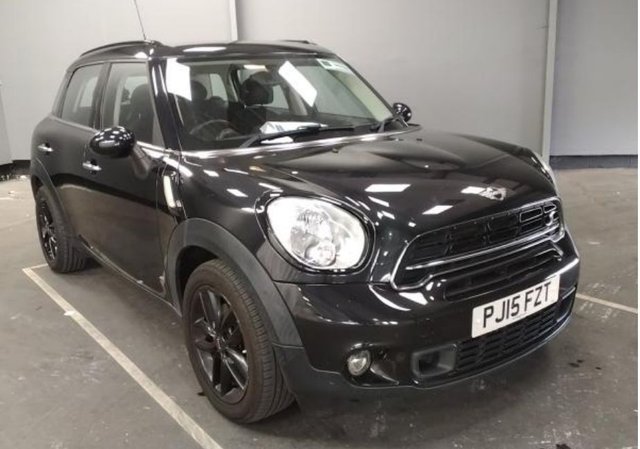 View our MINI COUNTRYMAN