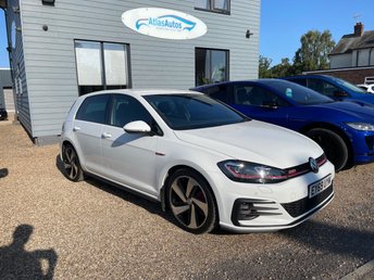 2019 VOLKSWAGEN GOLF