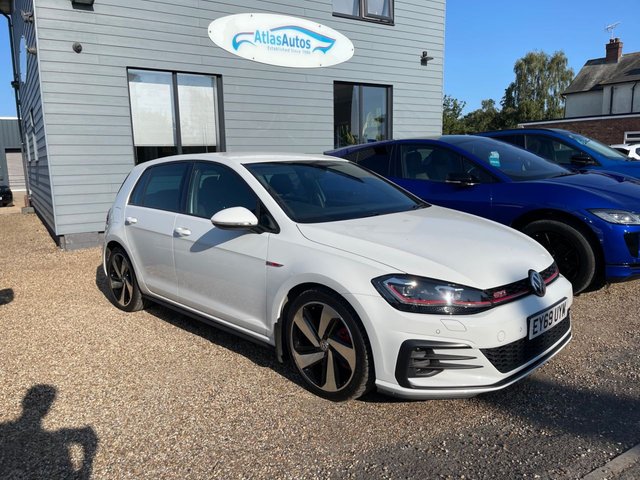 View our Volkswagen Golf range
