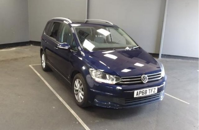 View our VOLKSWAGEN TOURAN