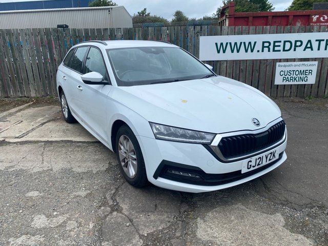 View our Skoda Octavia 1.0 TSI e-TEC MHEV SE First Edition Estate 5dr Petrol Hybrid DSG Euro 6 (s/s) (110 ps)