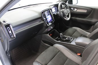View our VOLVO XC40