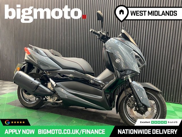 View our YAMAHA XMAX 300