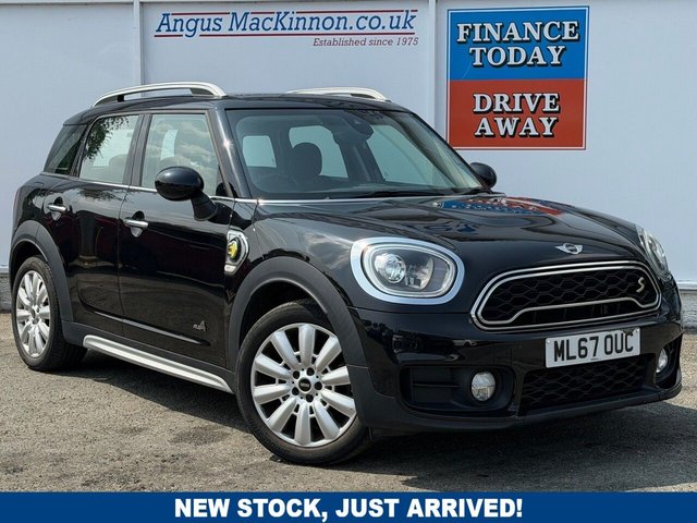 View our MINI COUNTRYMAN