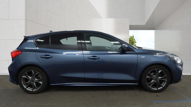 View our FORD FOCUS