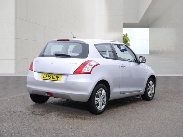 View our SUZUKI SWIFT
