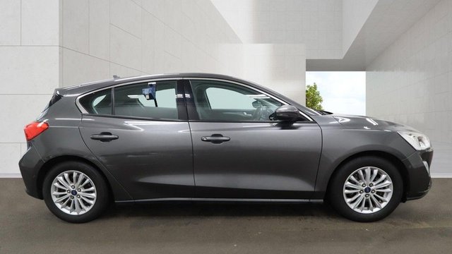 View our FORD FOCUS