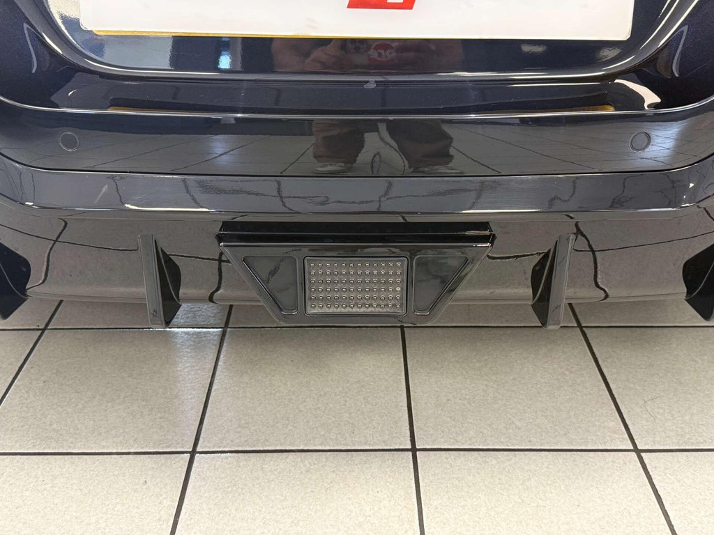 USED 2020 20 BMW 8 SERIES 3.0 840i Auto 4dr FSH + M PERF KIT + HUD + HK