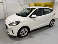 USED 2021 71 HYUNDAI I10 1.0 SE Connect Hatchback 5dr Petrol Manual Euro 6 (s/s) (67 ps) Hyundai Service History-2 Keys