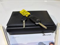 USED 2021 71 HYUNDAI I10 1.0 SE Connect Hatchback 5dr Petrol Manual Euro 6 (s/s) (67 ps) Hyundai Service History-2 Keys
