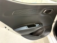 USED 2021 71 HYUNDAI I10 1.0 SE Connect Hatchback 5dr Petrol Manual Euro 6 (s/s) (67 ps) Hyundai Service History-2 Keys
