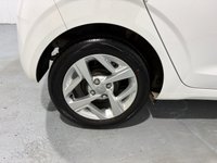 USED 2021 71 HYUNDAI I10 1.0 SE Connect Hatchback 5dr Petrol Manual Euro 6 (s/s) (67 ps) Hyundai Service History-2 Keys