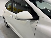 USED 2021 71 HYUNDAI I10 1.0 SE Connect Hatchback 5dr Petrol Manual Euro 6 (s/s) (67 ps) Hyundai Service History-2 Keys
