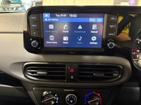 USED 2021 71 HYUNDAI I10 1.0 SE Connect Hatchback 5dr Petrol Manual Euro 6 (s/s) (67 ps) Hyundai Service History-2 Keys
