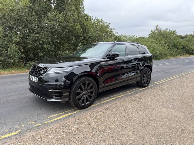 View our LAND ROVER RANGE ROVER VELAR