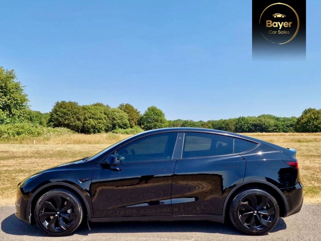 USED 2022 71 TESLA MODEL Y (Dual Motor) Long Range SUV 5dr Electric Auto 4WDE (384 bhp) FINANCE AVAILABLE