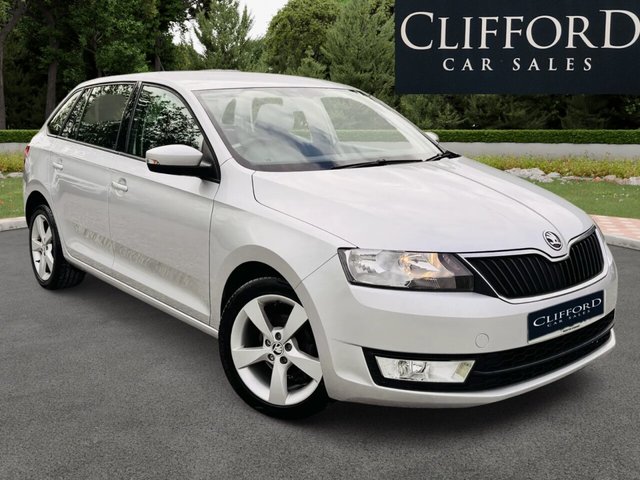 View our Skoda Rapid Spaceback 1.2 TSI SE Tech Hatchback 5dr Petrol Manual Euro 6 (s/s) (90 ps)