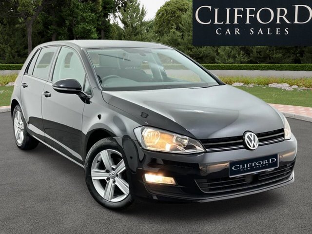 View our Volkswagen Golf 1.6 TDI BlueMotion Tech Match Hatchback 5dr Diesel Manual Euro 5 (s/s) (105 ps)