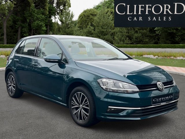 View our Volkswagen Golf range