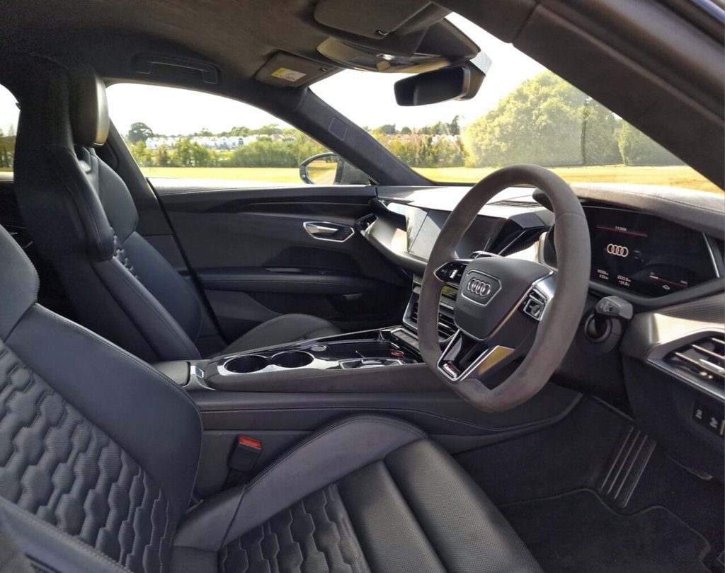 USED 2021 71 AUDI RS e-tron GT 93.4kWh Carbon Black Saloon 4dr Electric Auto quattro (598 ps) FINANCE AVAILABLE