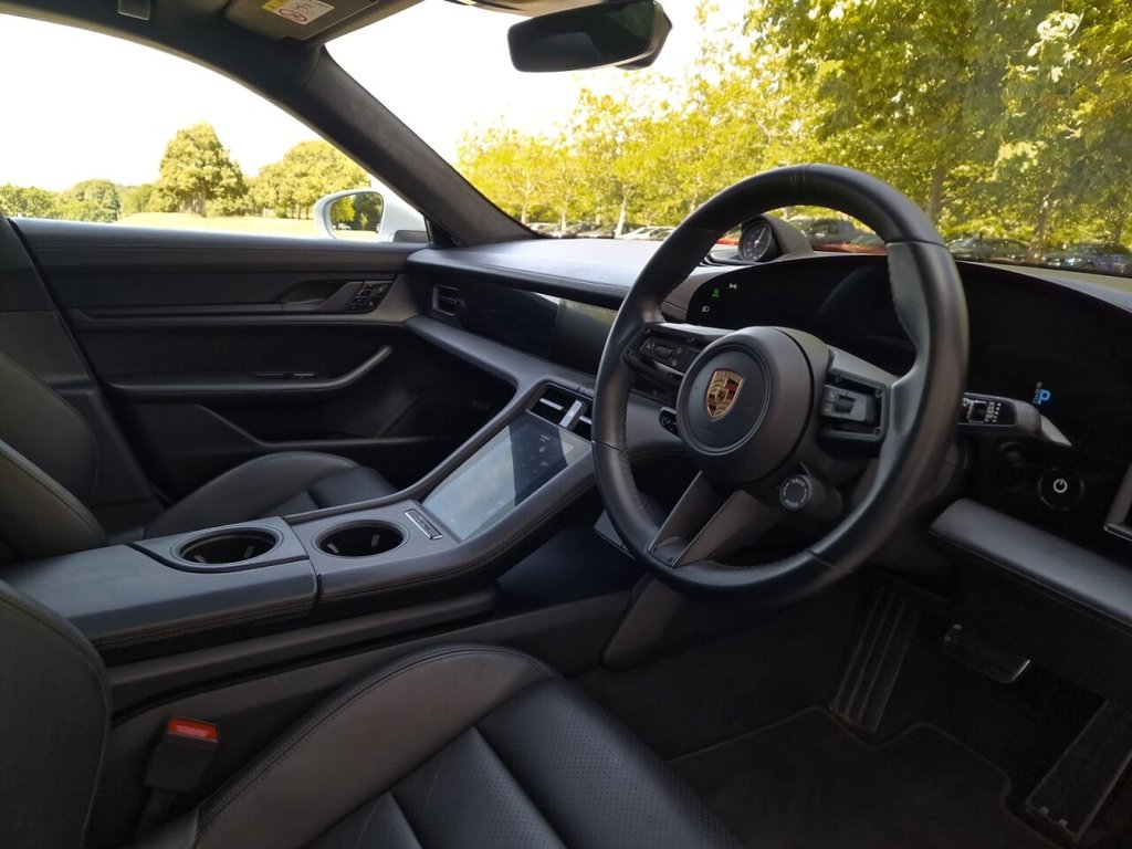 USED 2020 20 PORSCHE TAYCAN Performance Plus 93.4kWh Turbo Saloon 4dr Electric Auto 4WD (680 ps) FINANCE AVAILABLE