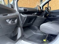 USED 2022 72 PEUGEOT PARTNER 1.5 BlueHDi 1000 Professional Premium Standard Panel Van 5dr Diesel Manual SWB Euro 6 (100 bhp) 1 OWNER - 2 KEYS - FSH - SENSORS - AIR CON - CAR PLAY - 3 SEATS