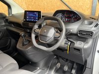 USED 2022 72 PEUGEOT PARTNER 1.5 BlueHDi 1000 Professional Premium Standard Panel Van 5dr Diesel Manual SWB Euro 6 (100 bhp) 1 OWNER - 2 KEYS - FSH - SENSORS - AIR CON - CAR PLAY - 3 SEATS
