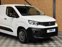 USED 2022 72 PEUGEOT PARTNER 1.5 BlueHDi 1000 Professional Premium Standard Panel Van 5dr Diesel Manual SWB Euro 6 (100 bhp) 1 OWNER - 2 KEYS - FSH - SENSORS - AIR CON - CAR PLAY - 3 SEATS