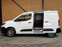 USED 2022 72 PEUGEOT PARTNER 1.5 BlueHDi 1000 Professional Premium Standard Panel Van 5dr Diesel Manual SWB Euro 6 (100 bhp) 1 OWNER - 2 KEYS - FSH - SENSORS - AIR CON - CAR PLAY - 3 SEATS