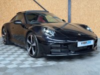 USED 2025 PORSCHE 911 3.0T 992 Carrera Coupe 2dr Petrol PDK Euro 6 (s/s) (394 ps) 