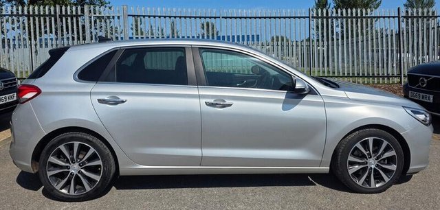 View our HYUNDAI I30