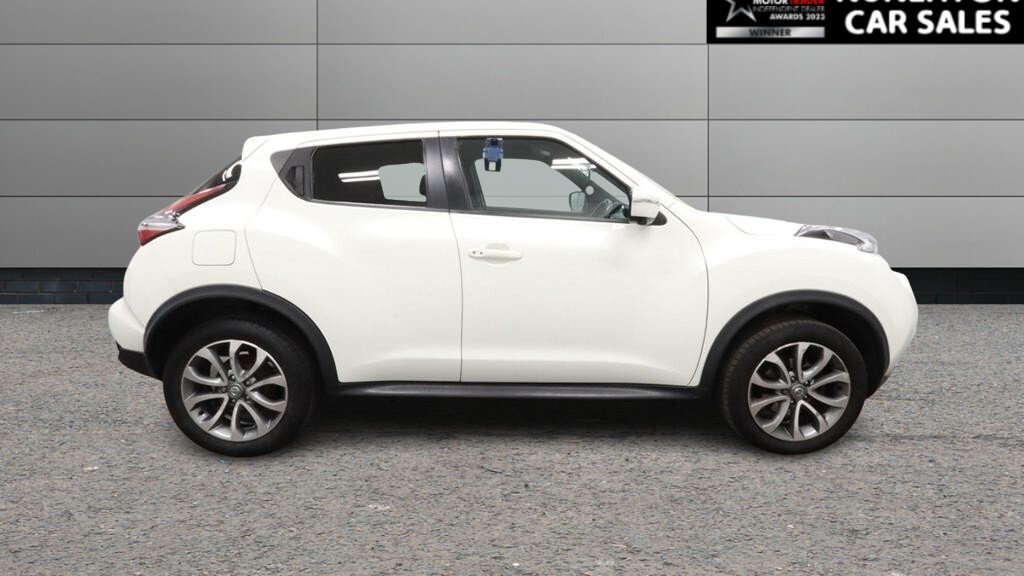 USED 2017 67 NISSAN JUKE 1.6 Tekna SUV 5dr Petrol XTRON Euro 6 (117 ps) 