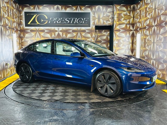 2024 TESLA Model 3