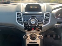 USED 2011 11 FORD FIESTA 1.4 Titanium Hatchback 5dr Petrol Manual (133 g/km, 94 bhp) 