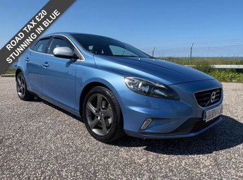 2016 VOLVO V40 2.0 D2 R-Design Nav Hatchback 5dr Diesel Manual Euro 6 (s/s) (120 ps) £7995.00