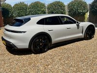 USED 2022 72 PORSCHE TAYCAN Performance Plus 93.4kWh 4S Cross Turismo 5dr Electric Auto 4WD (11kW Charger) (571 ps) 