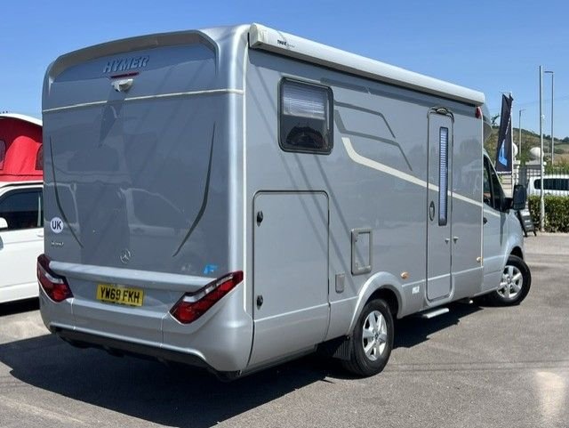 View our HYMER B-CLASS MODERNCOMFORT